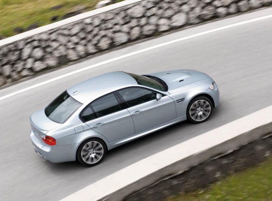  BMW M3 Sedan 2008 года  (фото 77 из 85)